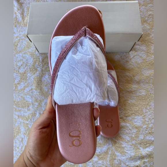 Pink sandals - Picture 3 of 9